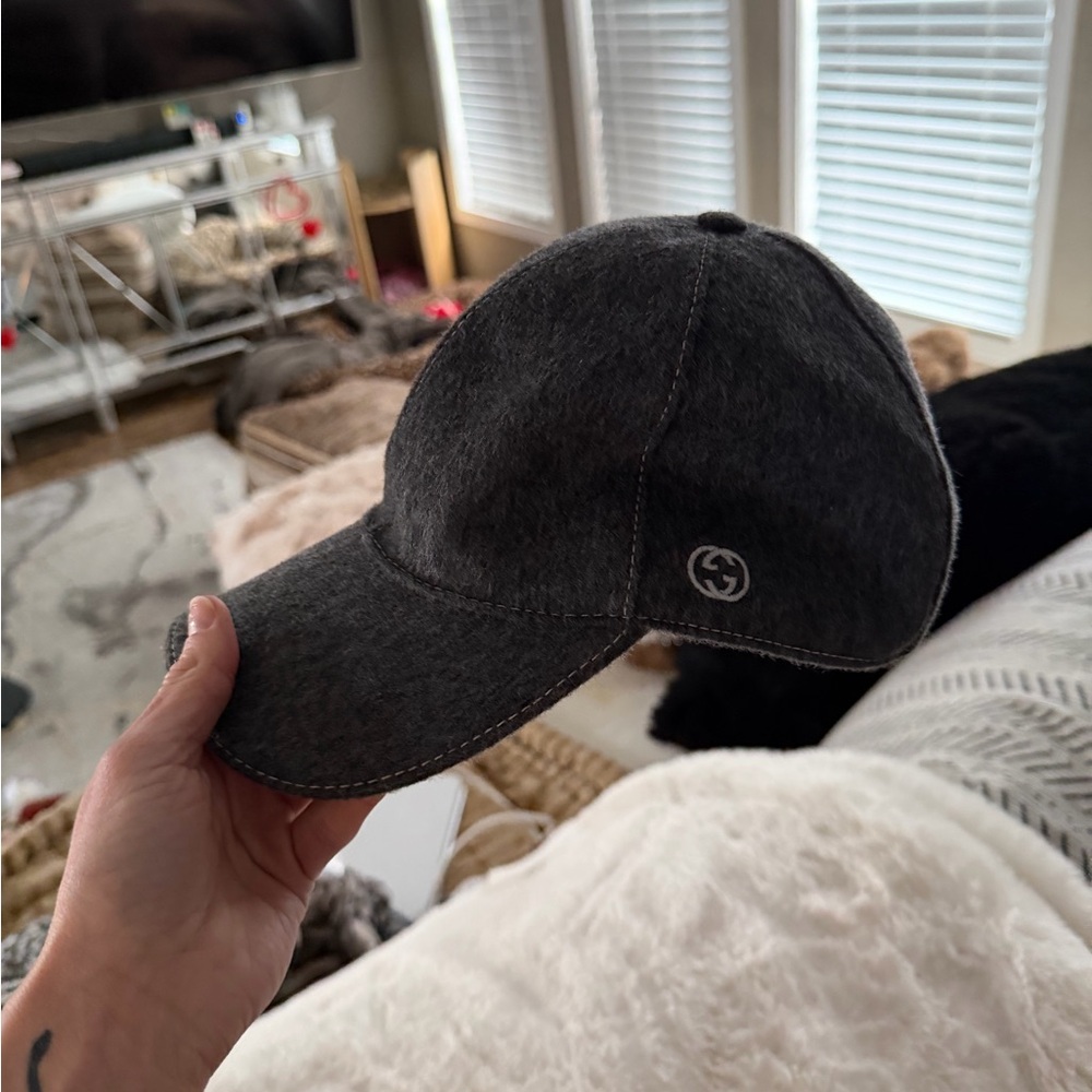 Gucci Gray Wool Cap (brand new just no tag)